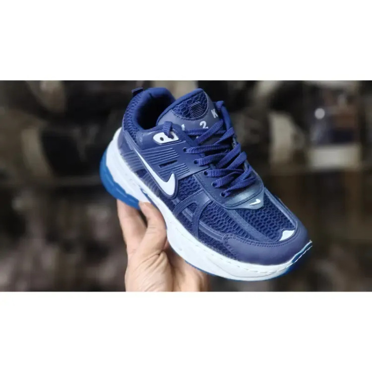 کفش اسپرت پسرانه و مردانه ویتوکی رنگ سرمه ای زیره پیو نرم و راحت مناسب پیاده روی و باشگاه سایز 37 تا 40